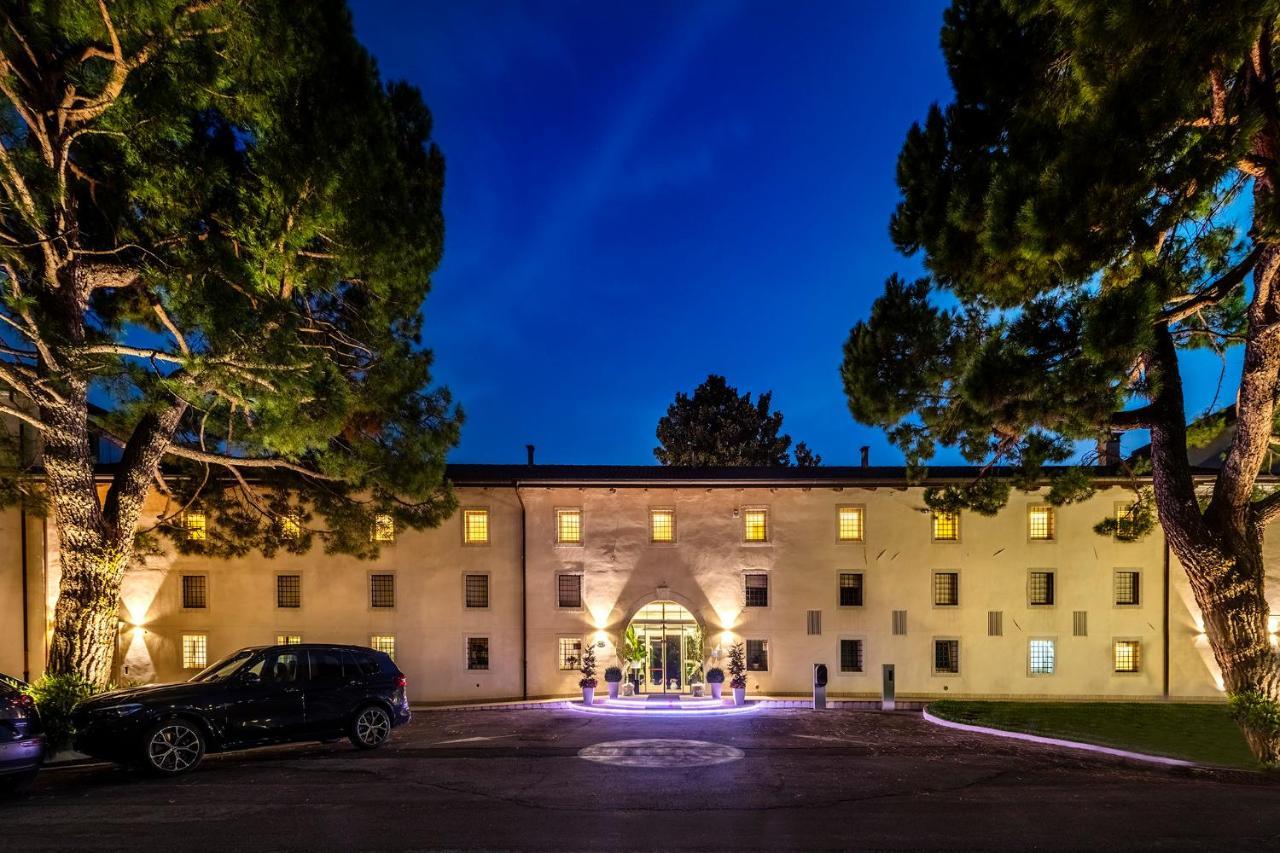 Hotel Villa I Pini Мало Экстерьер фото