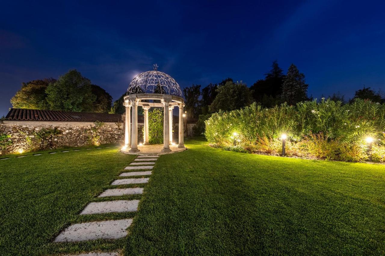 Hotel Villa I Pini Мало Экстерьер фото